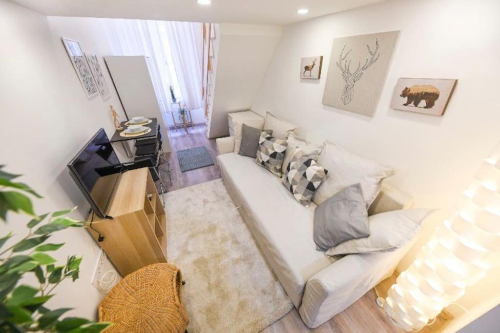 1 Bedroom Flat In Nyar Str., Central 부다페스트 외부 사진