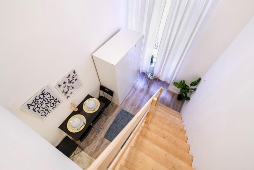 1 Bedroom Flat In Nyar Str., Central 부다페스트 외부 사진